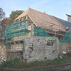 Cognin, château de Villeneuve, reconstruction de la croupe de la grange.